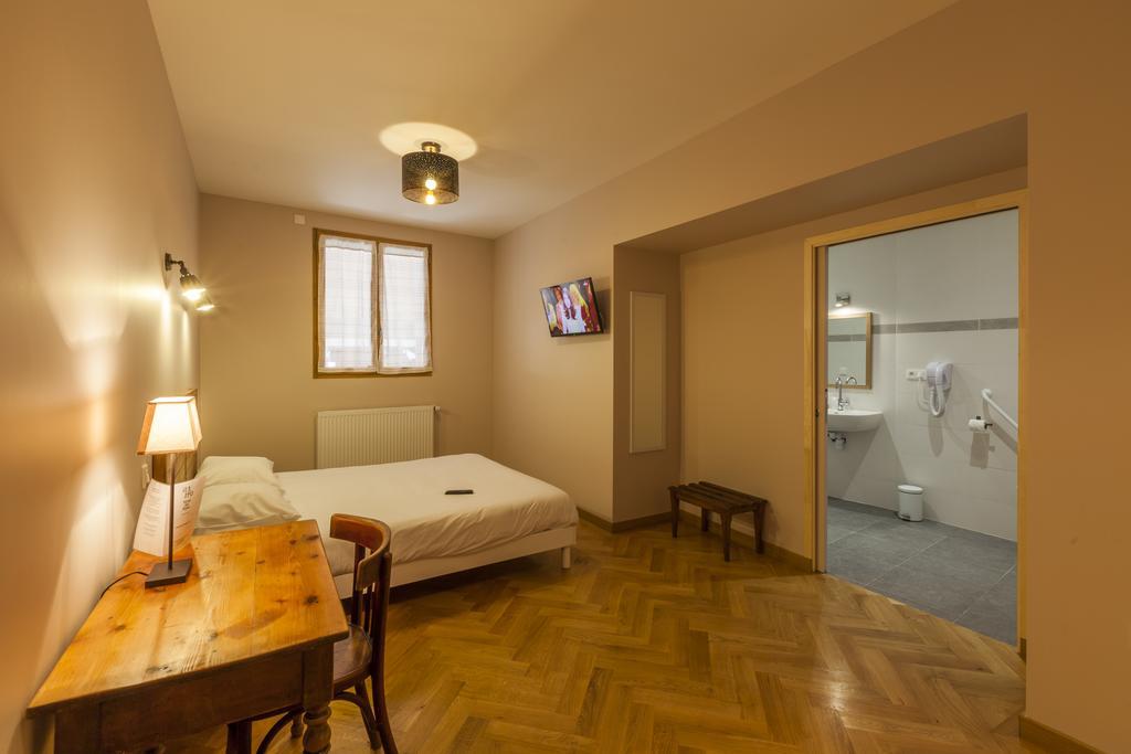 Hotel Des Alpes Ле-Бур-д'Уазан Экстерьер фото